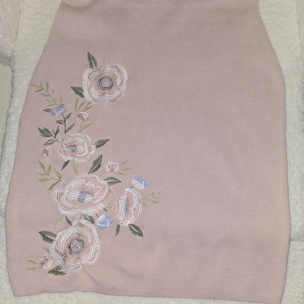 Calvin Klein Pink Floral Pencil Skirt - Picture 3 of 8